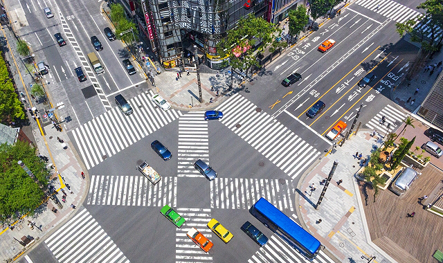 米コーネル大 自動運転車による交通渋滞を緩和する交通モデル スマート交差点 を発表 Fabcross For エンジニア
